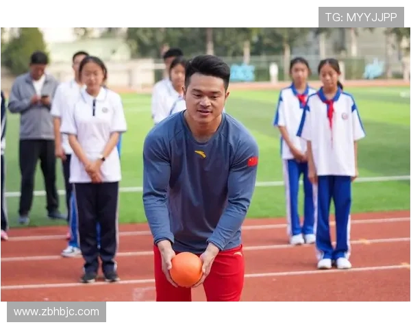 石智勇谈对举重力量的平衡